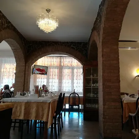 Hotel La Lepre 2*